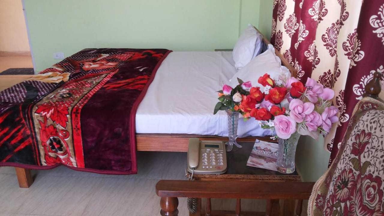 Satyam Home Stay Kasauli Dharampur Екстериор снимка